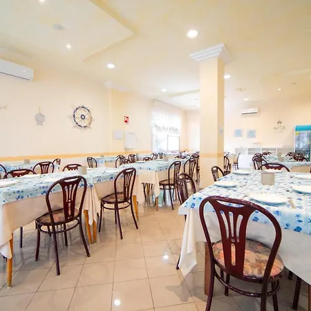 Hotel 21 Riccione-2